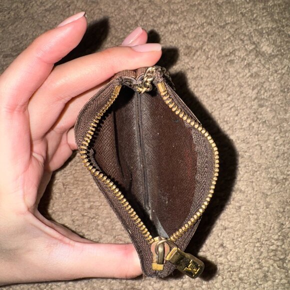 Louis Vuitton Damier Ebene Key Pouch - Picture 3 of 4